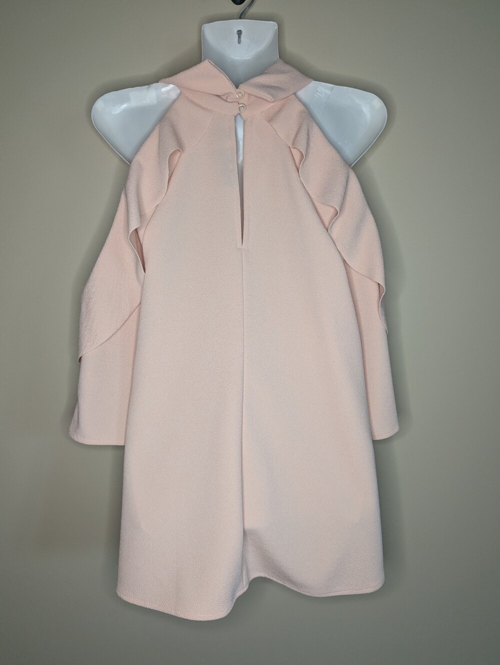 New York & Co Light Peach Cold Shoulder With Ruffles NWOT - Picture 3 of 6